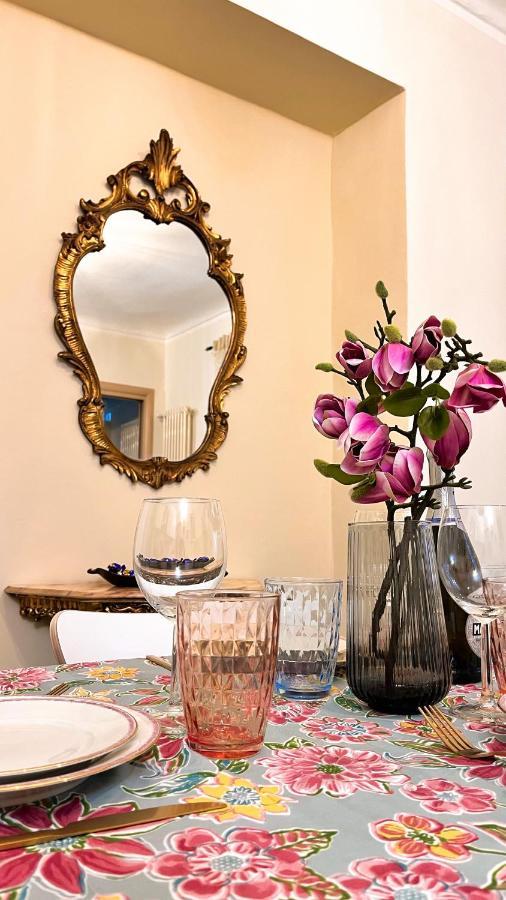 Al Bicerin Apartment, In Historical Center Of Turin Extérieur photo
