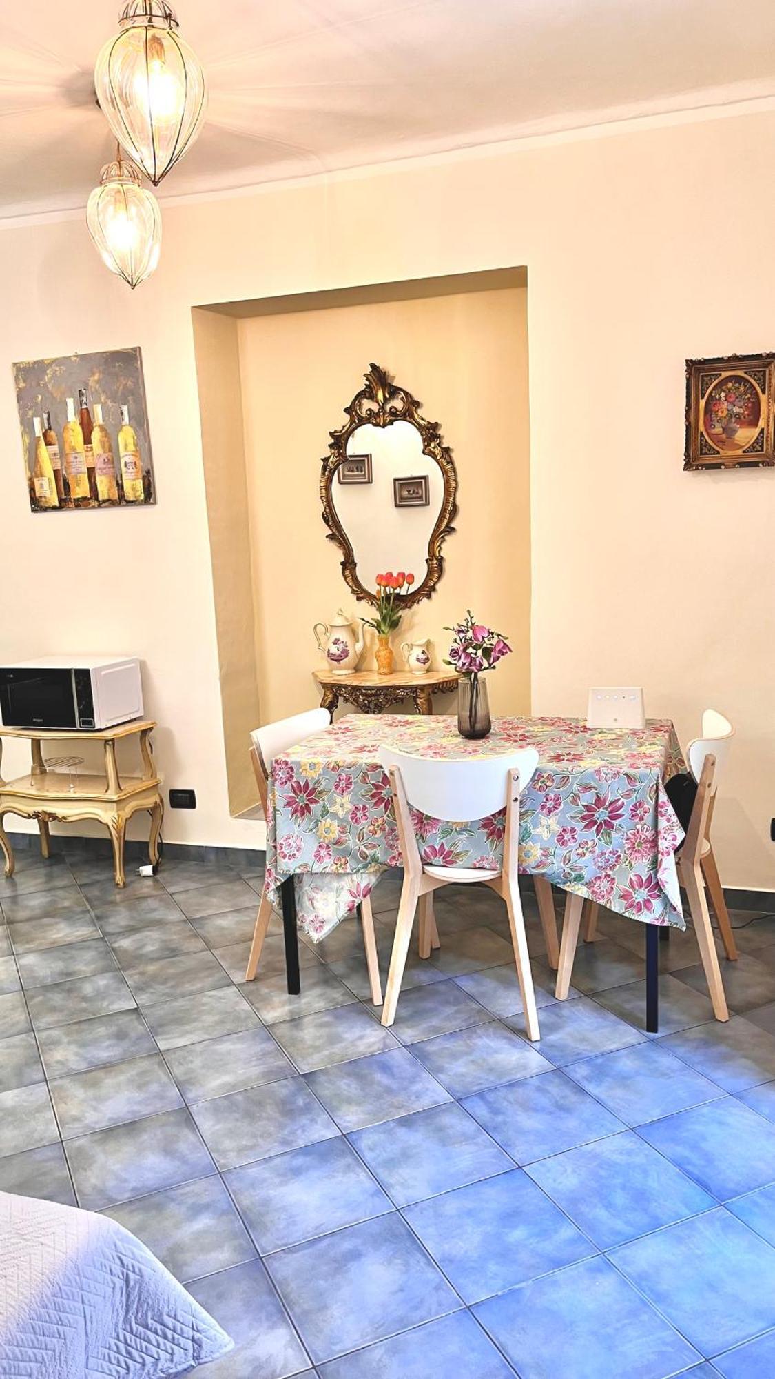 Al Bicerin Apartment, In Historical Center Of Turin Extérieur photo